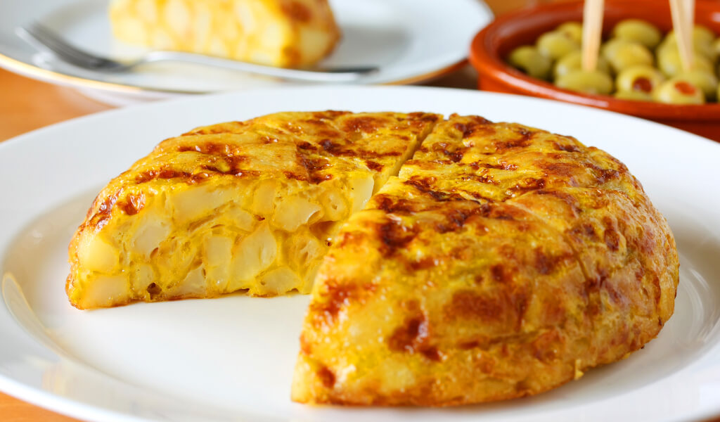 05_patatesli_omlet yemek tarifleri