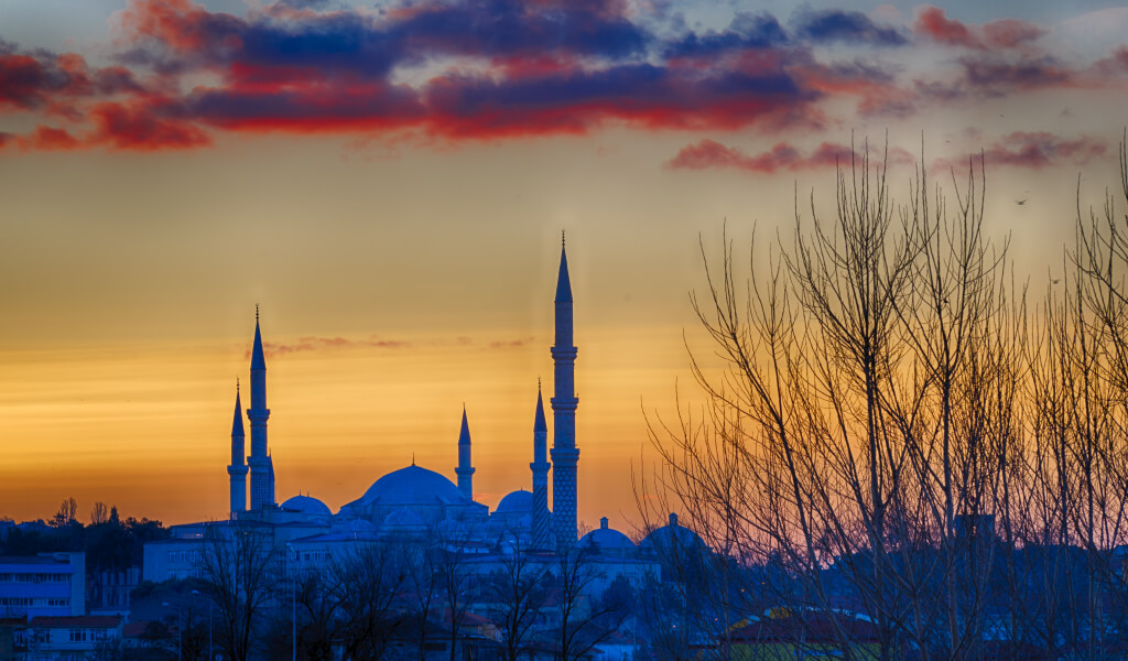 9 Madde İle Dünya Mimarlık Tarihine Geçen Edirne Selimiye Camii Ve Külliyesi